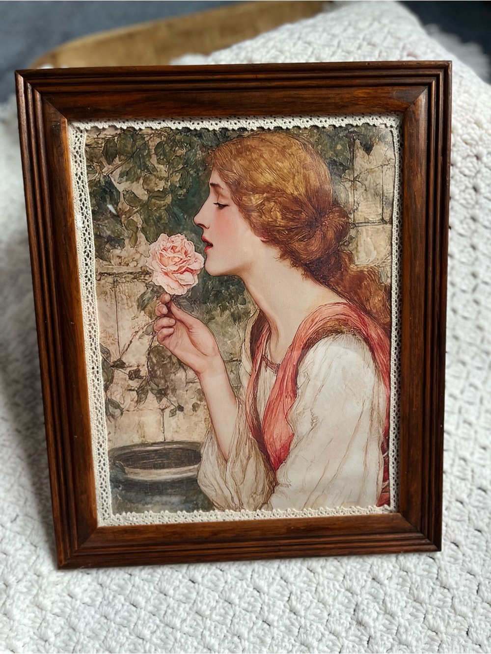 Vintage-style Framed Wall Art - Woman with Rose (Brown Frame, Pink Accents)